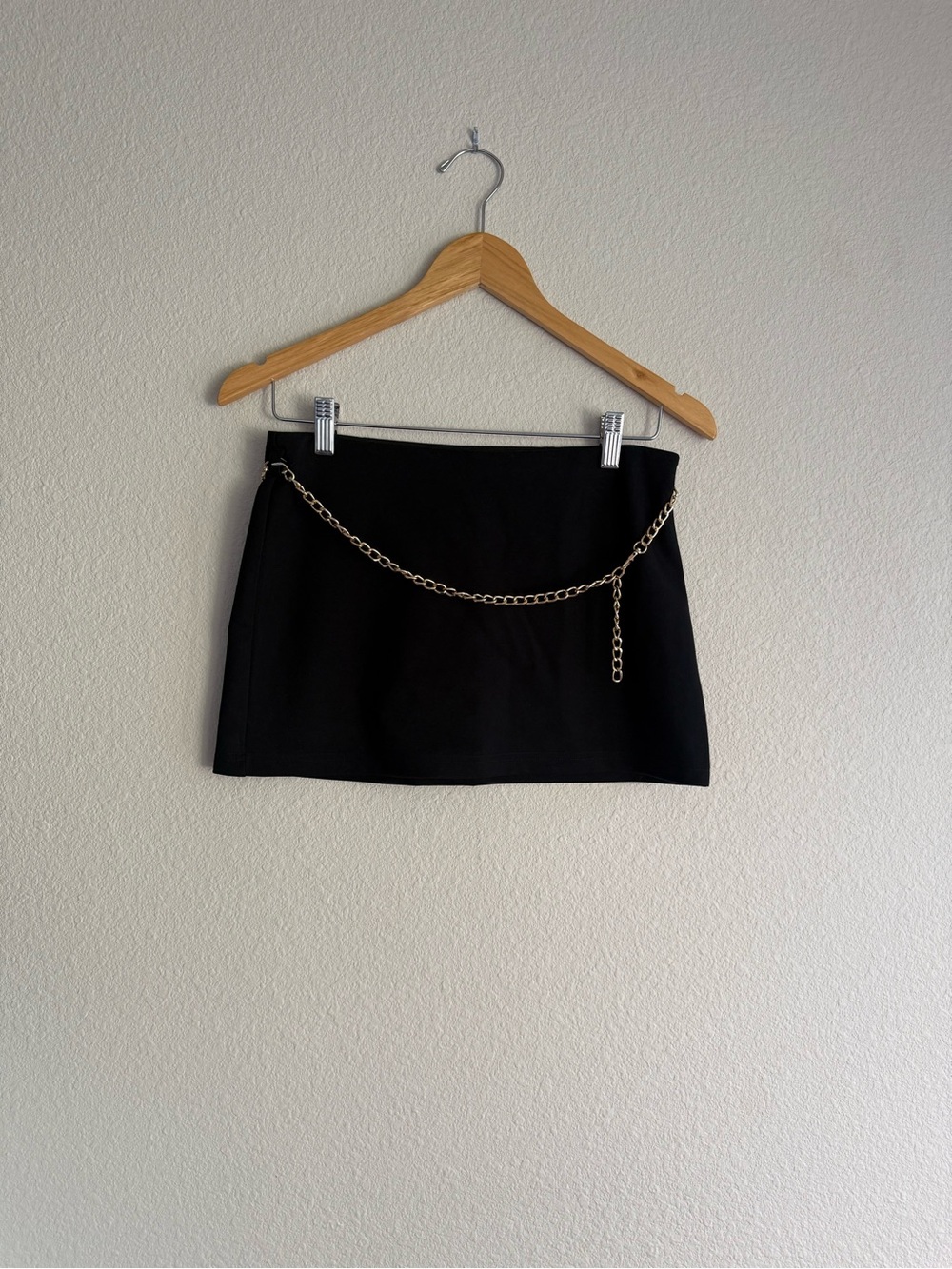 BLENCA Young Contemporary Black Fitted Micro Skirt Chain Belt Y2K Size S